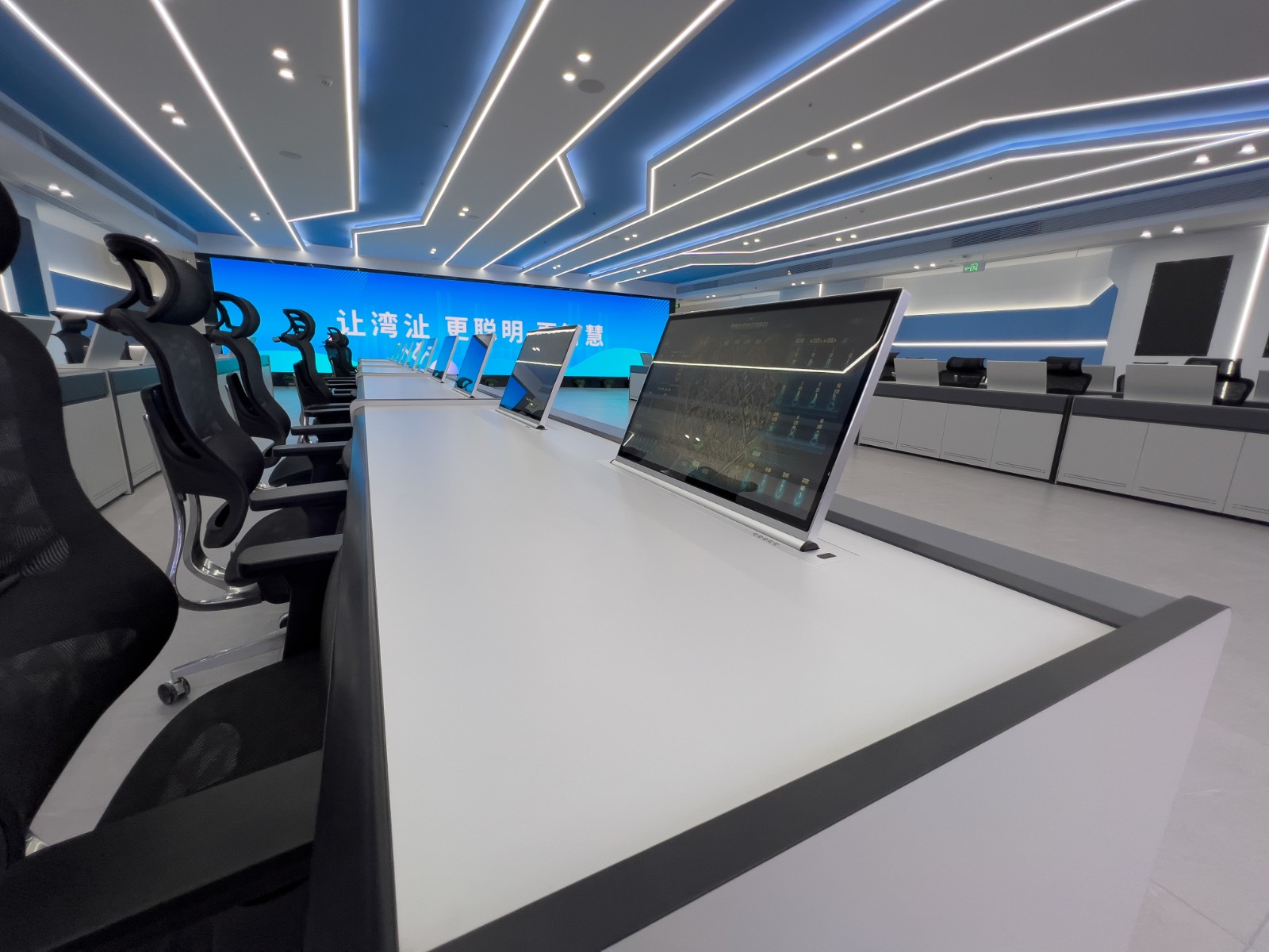 image 8294de7b4c8e2722.jpg